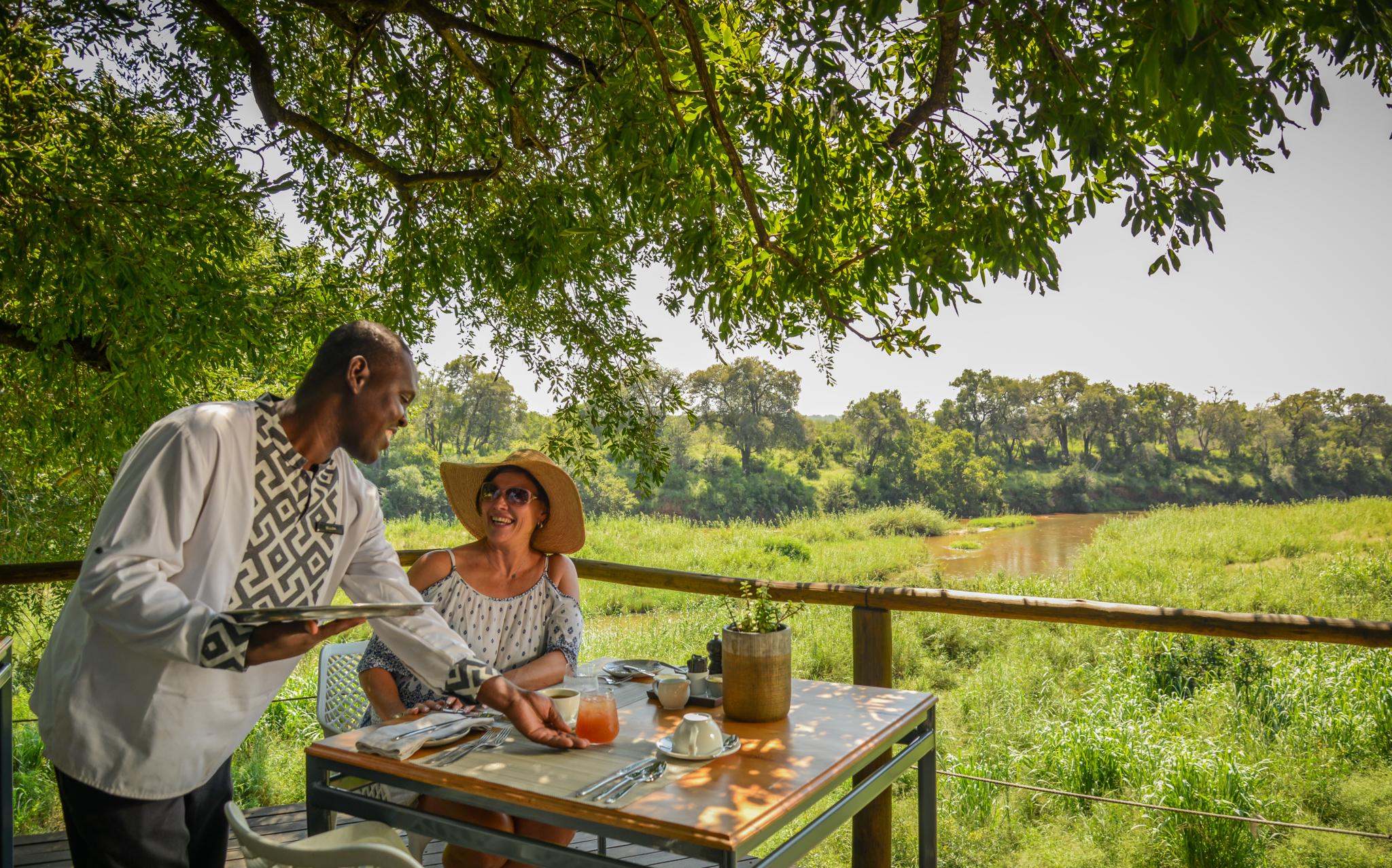 שמורת הציד סאבי סנד Lion Sands Narina Lodge מראה חיצוני תמונה